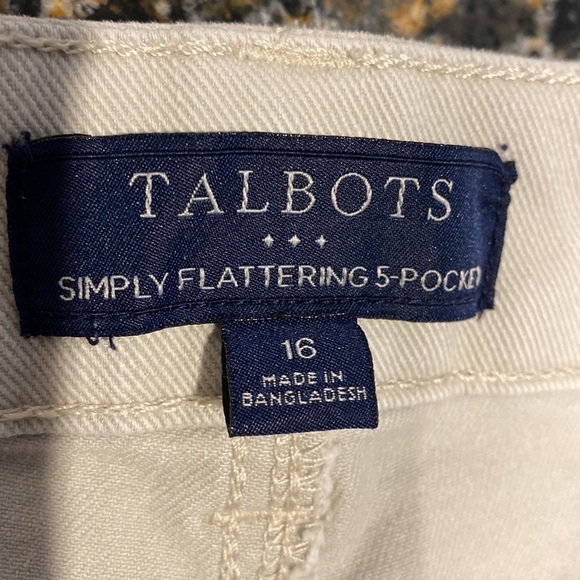 q womens Talbots casual flattering stretch solid beige capris size 16. See note - Picture 5 of 5